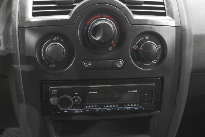 Renault Megane II Рестайлинг с пробегом 2008 года, цена 409 000 рублей, 185000 км, седан, Автокод Объявления