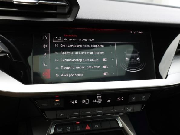 Audi A3 IV (8Y) с пробегом 2021 года, цена 2 898 000 рублей, 42770 км, хэтчбек, Автокод Объявления