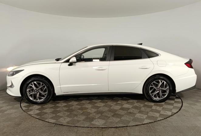 Hyundai Sonata VIII (DN8) с пробегом 2021 года, цена 2 400 000 рублей, 46202 км, седан, Автокод Объявления