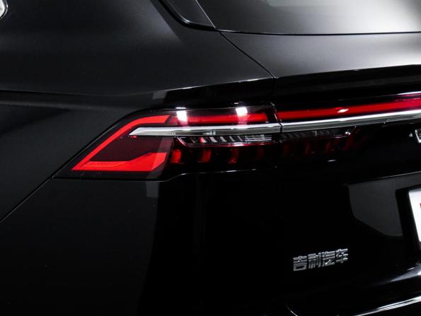 Geely Monjaro I с пробегом 2025 года, цена 3 999 000 рублей, 2500 км, внедорожник, Автокод Объявления