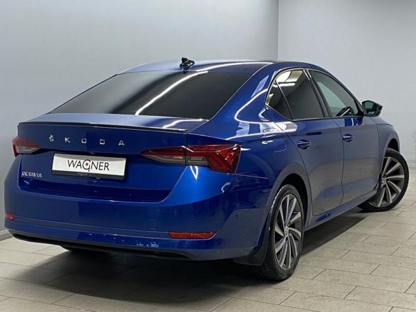 Skoda Octavia IV (A8) с пробегом 2021 года, цена 2 252 000 рублей, 160661 км, лифтбек, Автокод Объявления