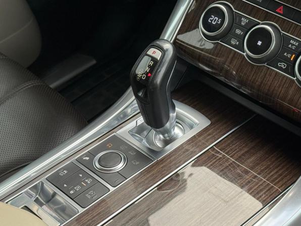 Land Rover Range Rover Sport II с пробегом 2015 года, цена 2 900 000 рублей, 206851 км, внедорожник, Автокод Объявления