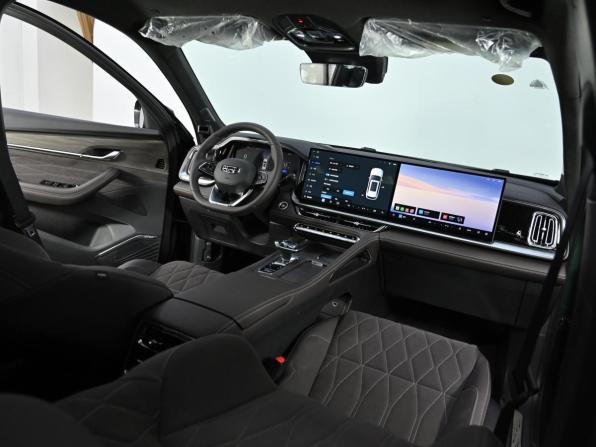 Geely Monjaro I Рестайлинг 2 с пробегом 2026 года, цена 3 999 000 рублей, 12 км, внедорожник, Автокод Объявления