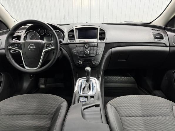 Opel Insignia I с пробегом 2012 года, цена 879 000 рублей, 143285 км, седан, Автокод Объявления