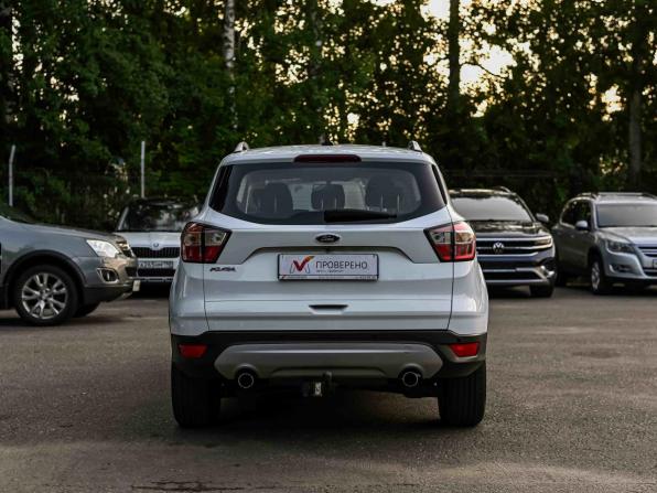 Ford Kuga II Рестайлинг с пробегом 2018 года, цена 1 640 000 рублей, 142477 км, внедорожник, Автокод Объявления