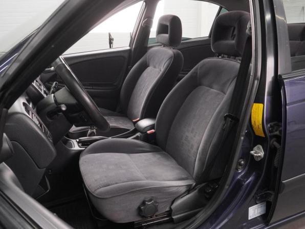 Toyota Avensis I Рестайлинг с пробегом 2001 года, цена 364 000 рублей, 357117 км, седан, Автокод Объявления
