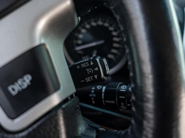 Toyota Land Cruiser 200 Series Рестайлинг 1 с пробегом 2014 года, цена 3 970 000 рублей, 330983 км, внедорожник, Автокод Объявления