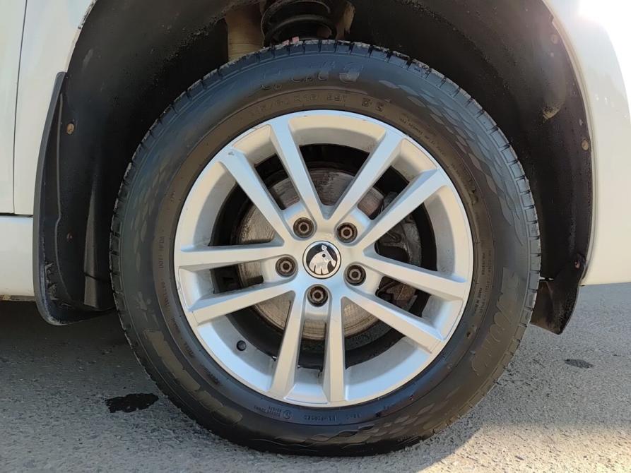 Skoda Yeti I Рестайлинг Ижевск  - изображение 22