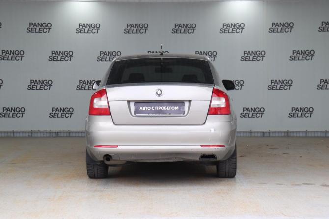 Skoda Octavia II (A5) Рестайлинг с пробегом 2011 года, цена 500 000 рублей, 279329 км, лифтбек, Автокод Объявления