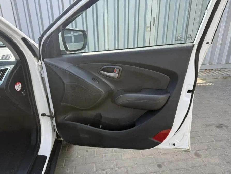 Hyundai ix35 I Рестайлинг Ростов-на-Дону  - изображение 20