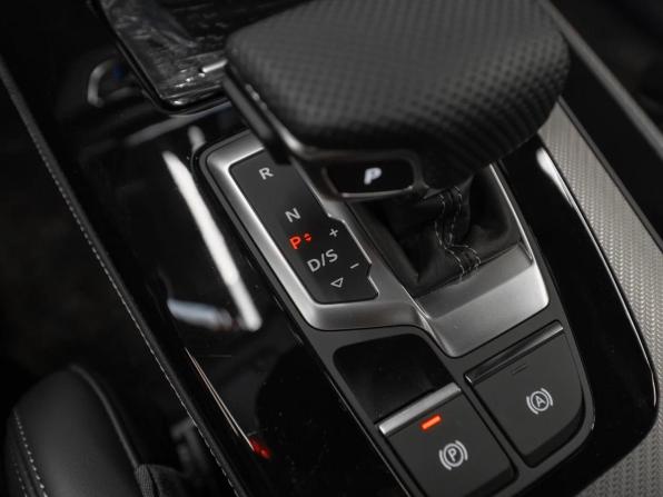 Audi Q5 II (FY) Рестайлинг с пробегом 2025 года, цена 5 620 000 рублей, 57 км, внедорожник, Автокод Объявления