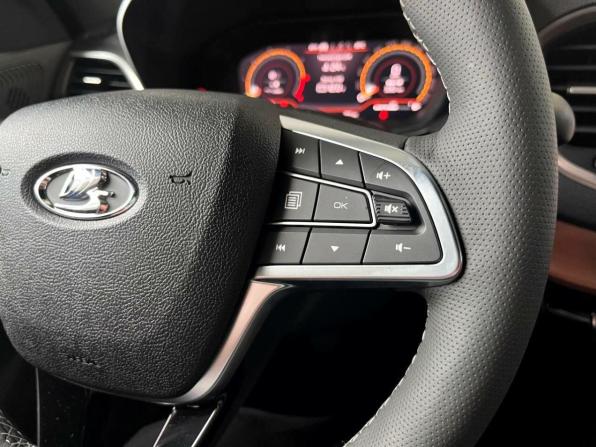 Lada (ВАЗ) Vesta I Рестайлинг (NG) с пробегом 2025 года, цена 2 199 000 рублей, 207 км, универсал, Автокод Объявления