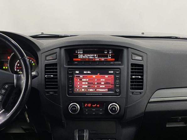Mitsubishi Pajero IV Рестайлинг 1 с пробегом 2012 года, цена 2 039 000 рублей, 176696 км, внедорожник, Автокод Объявления
