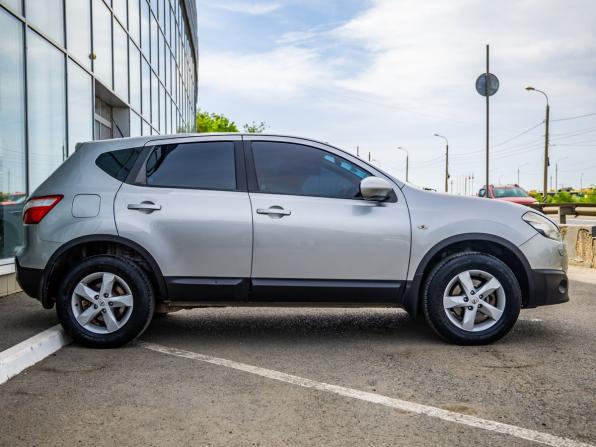 Nissan Qashqai I Рестайлинг с пробегом 2011 года, цена 988 000 рублей, 194474 км, внедорожник, Автокод Объявления