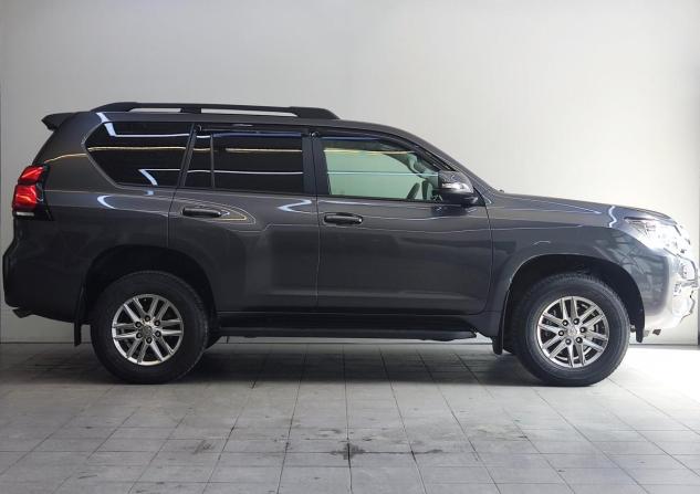 Toyota Land Cruiser Prado 150 Series Рестайлинг 2 с пробегом 2018 года, цена 4 700 000 рублей, 56435 км, внедорожник, Автокод Объявления