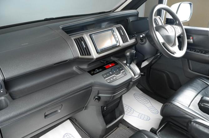 Honda Stepwgn IV Рестайлинг с пробегом 2012 года, цена 1 649 000 рублей, 167717 км, минивэн, Автокод Объявления