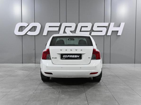 Volvo S40 II Рестайлинг с пробегом 2010 года, цена 649 000 рублей, 223723 км, седан, Автокод Объявления