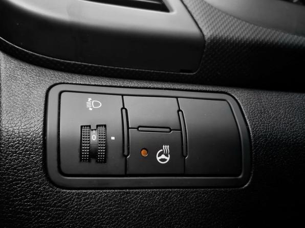 Hyundai Solaris I Рестайлинг с пробегом 2015 года, цена 1 099 000 рублей, 124919 км, седан, Автокод Объявления