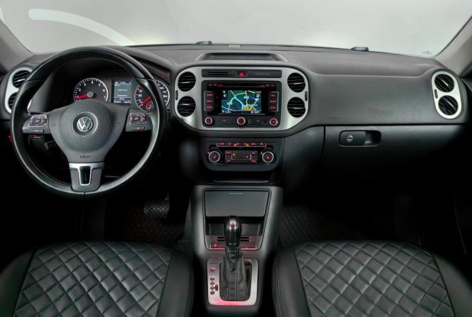 Volkswagen Tiguan I Рестайлинг с пробегом 2013 года, цена 989 000 рублей, 221852 км, внедорожник, Автокод Объявления