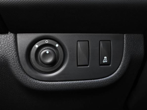Renault Sandero II Рестайлинг с пробегом 2019 года, цена 750 000 рублей, 89178 км, хэтчбек, Автокод Объявления