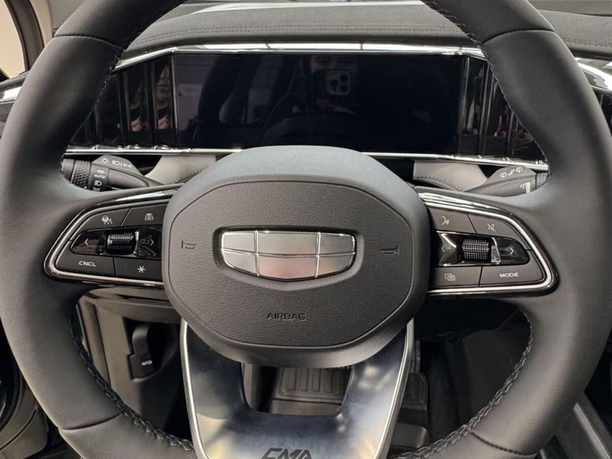 Geely Atlas II Москва  - изображение 9