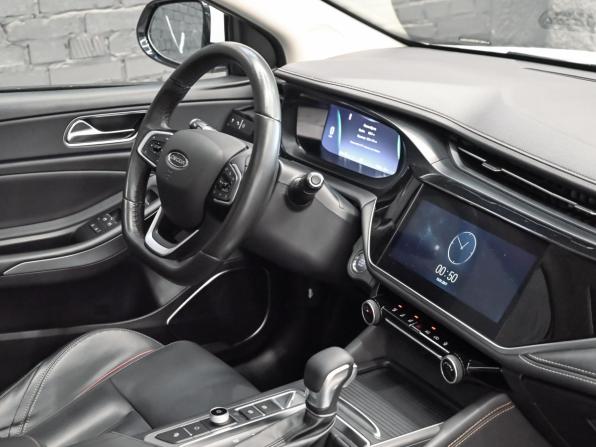 Omoda S5 с пробегом 2023 года, цена 1 350 000 рублей, 17172 км, седан, Автокод Объявления