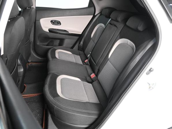 Kia Ceed II с пробегом 2015 года, цена 1 339 000 рублей, 141916 км, хэтчбек, Автокод Объявления