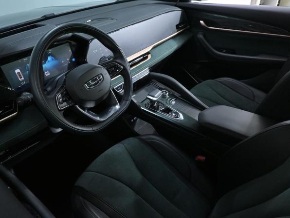 Geely Monjaro I с пробегом 2023 года, цена 3 190 000 рублей, 47385 км, внедорожник, Автокод Объявления