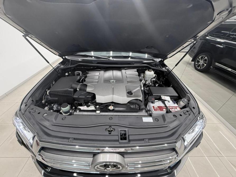 Toyota Land Cruiser 200 Series Рестайлинг 2 Челябинск  - изображение 10