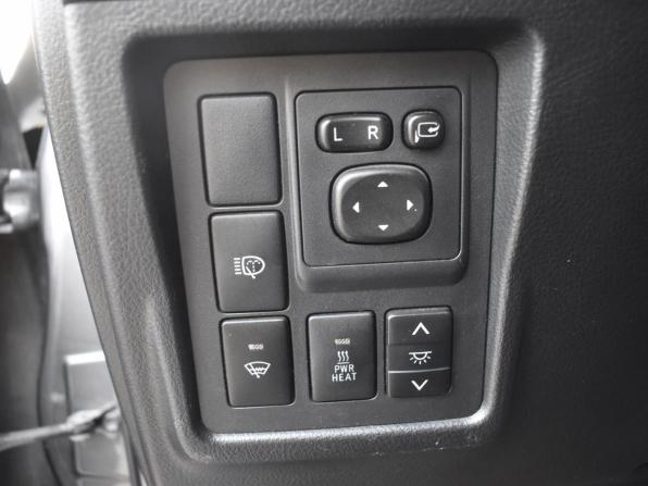 Toyota Land Cruiser Prado 150 Series с пробегом 2012 года, цена 2 185 000 рублей, 270157 км, внедорожник, Автокод Объявления