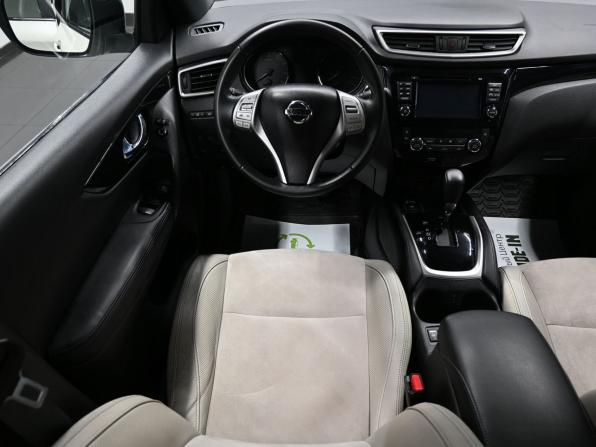 Nissan Qashqai II с пробегом 2017 года, цена 1 575 000 рублей, 140755 км, внедорожник, Автокод Объявления