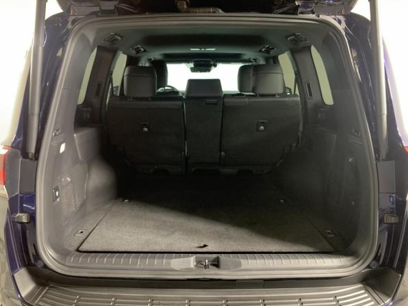 Toyota Land Cruiser 300 Series с пробегом 2021 года, цена 10 500 000 рублей, 44684 км, внедорожник, Автокод Объявления