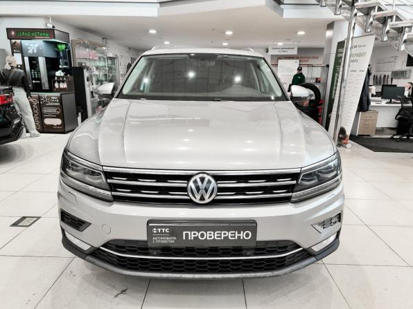 Volkswagen Tiguan II с пробегом 2016 года, цена 2 399 000 рублей, 189142 км, внедорожник, Автокод Объявления