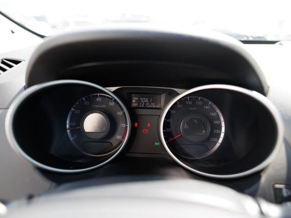 Hyundai ix35 I Рестайлинг с пробегом 2014 года, цена 1 085 000 рублей, 131526 км, внедорожник, Автокод Объявления