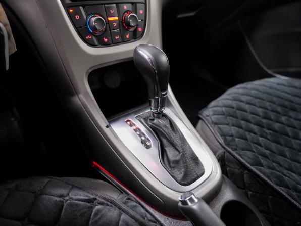 Opel Astra J с пробегом 2012 года, цена 685 000 рублей, 187000 км, хэтчбек, Автокод Объявления
