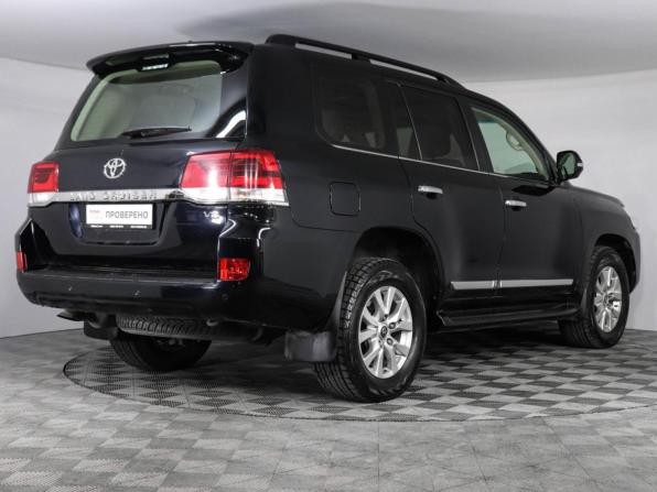 Toyota Land Cruiser 200 Series Рестайлинг 2 с пробегом 2019 года, цена 8 190 000 рублей, 65646 км, внедорожник, Автокод Объявления