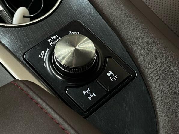 Lexus RX IV Рестайлинг с пробегом 2021 года, цена 6 060 000 рублей, 68014 км, внедорожник, Автокод Объявления