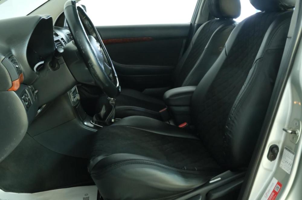 Toyota Avensis II Омск  - изображение 8
