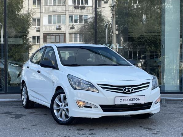 Hyundai Solaris I Рестайлинг с пробегом 2015 года, цена 1 115 000 рублей, 119641 км, седан, Автокод Объявления