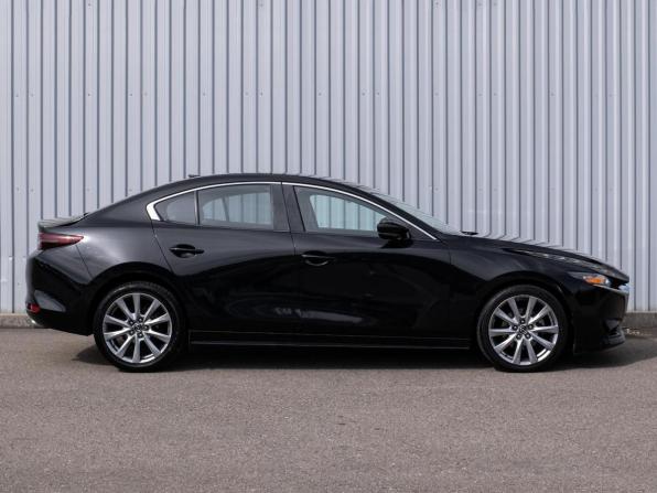 Mazda 3 IV (BP) с пробегом 2019 года, цена 1 999 000 рублей, 69076 км, седан, Автокод Объявления