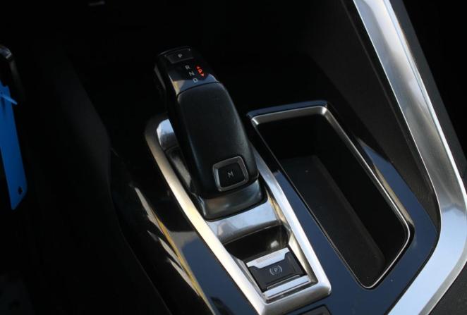 Peugeot 3008 II с пробегом 2018 года, цена 1 890 000 рублей, 120769 км, внедорожник, Автокод Объявления