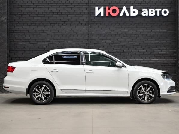 Volkswagen Jetta VI Рестайлинг с пробегом 2016 года, цена 1 470 000 рублей, 84130 км, седан, Автокод Объявления