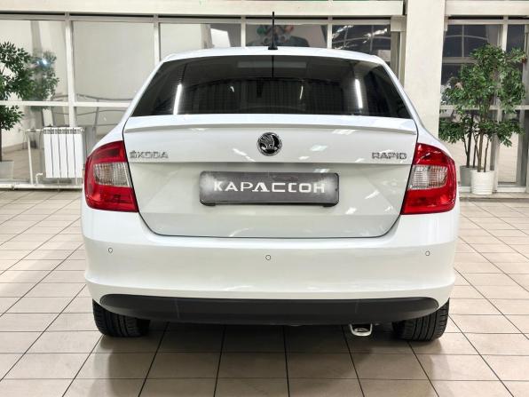 Skoda Rapid I с пробегом 2016 года, цена 1 285 000 рублей, 166000 км, лифтбек, Автокод Объявления