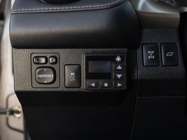 Toyota RAV4 IV (XA40) с пробегом 2014 года, цена 2 200 000 рублей, 201760 км, внедорожник, Автокод Объявления