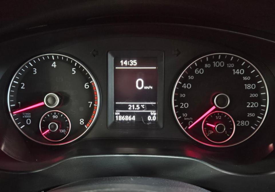Volkswagen Jetta VI Вологда  - изображение 10