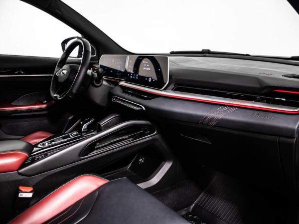 Geely Coolray I Рестайлинг с пробегом 2024 года, цена 2 230 000 рублей, 9409 км, внедорожник, Автокод Объявления
