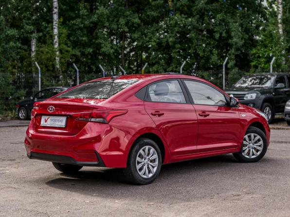 Hyundai Solaris II с пробегом 2019 года, цена 900 000 рублей, 95086 км, седан, Автокод Объявления