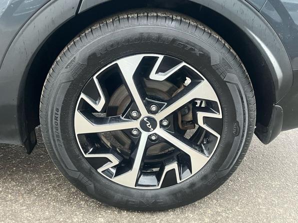 Kia Sportage V с пробегом 2022 года, цена 3 330 000 рублей, 56850 км, внедорожник, Автокод Объявления