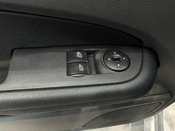 Ford Focus II с пробегом 2006 года, цена 470 000 рублей, 293912 км, седан, Автокод Объявления