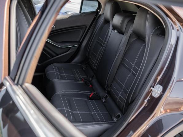 Mercedes-Benz GLA I (X156) с пробегом 2015 года, цена 1 799 000 рублей, 116025 км, внедорожник, Автокод Объявления